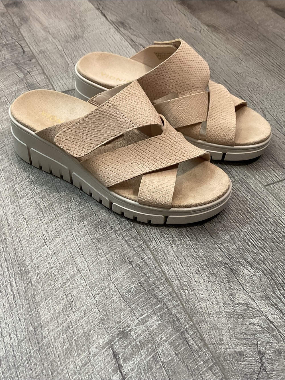 Vionic Uptown Sunset Supportive Slide Sandal Womens Size 8.5 Wide